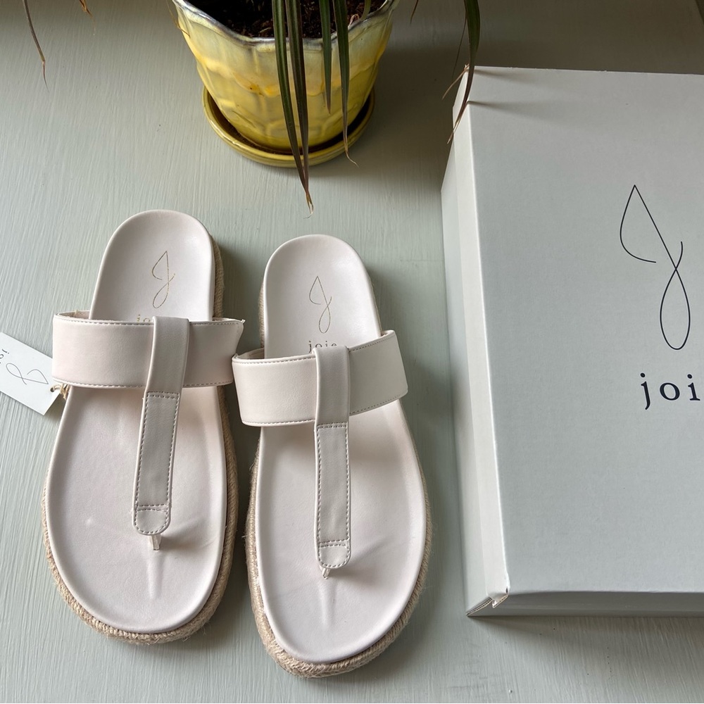 NIB JOIE Nacho Bohemian Summer Cream Thong Sandal in Color Bone